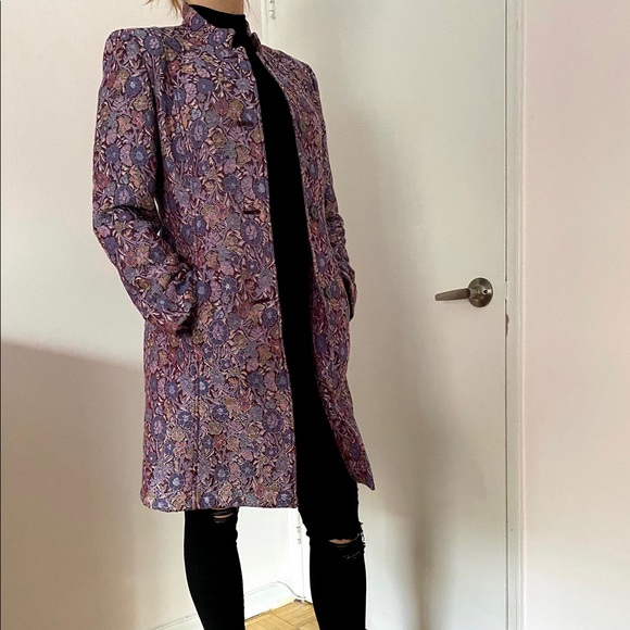 Light dressy coat/jacket - Picture 6 of 9